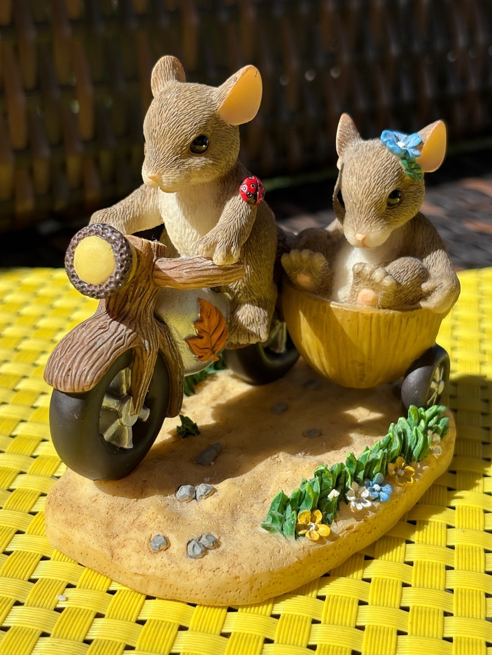Charming Tails Figurine“Along For The Ride”